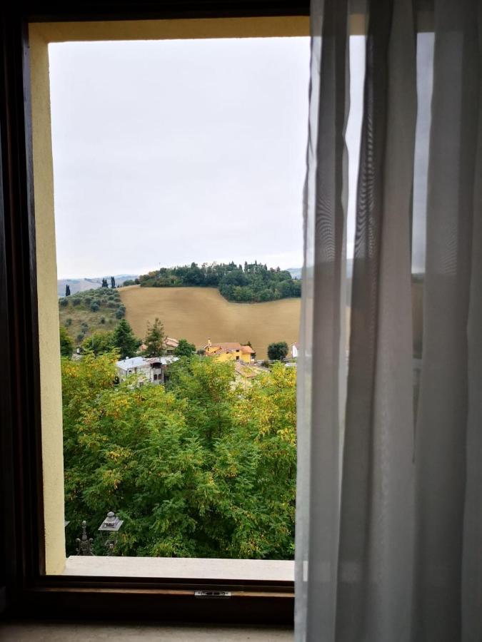 Palazzo Ducale Hotel Castilenti Bagian luar foto